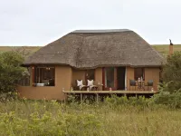 Hlosi Game Lodge - Amakhala Game Reserve