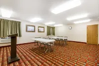 Quality Inn & Suites Hotels in Marion