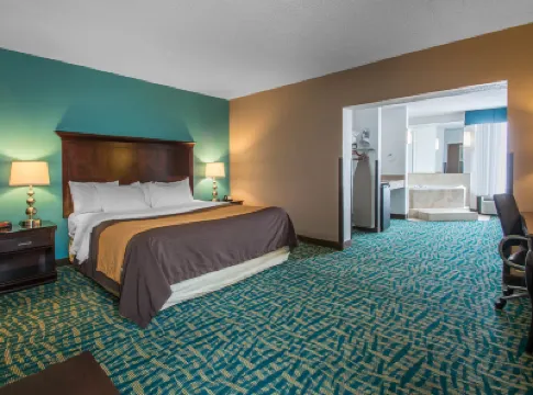 Comfort Inn & Suites Fort Lauderdale West Turnpike Hotels near Osswald Park
