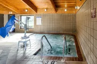 Quality Inn Near Medical Center - Hot Tub