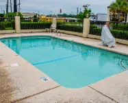 Quality Inn Mobile West Tillmans Corner - プール