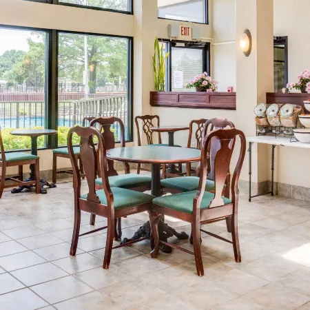 Quality Inn & Suites Olde Town