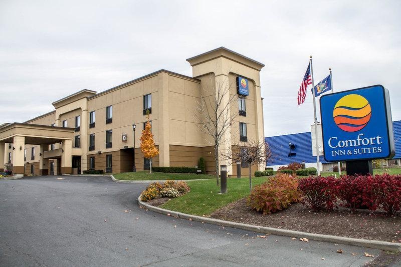 Days Inn & Suites by Wyndham Albany