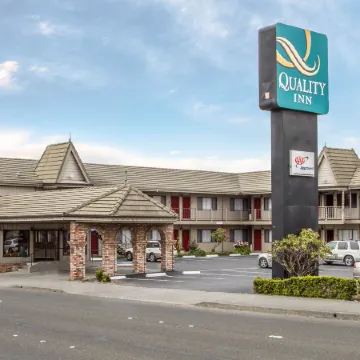 Ramada Bayside Inn and Suites