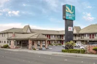 Ramada Bayside Inn and Suites Hotels in Eureka