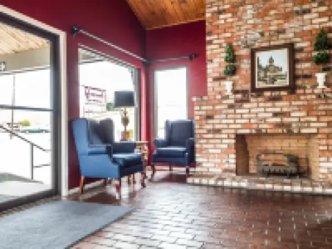 Ramada Bayside Inn and Suites Hotels in Eureka