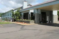 Americourt Hotel - Mountain City Hotels in Johnson County
