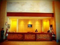The Hill Hotel (Pakchong Landmark)