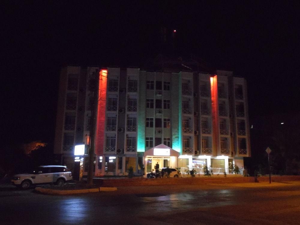 Winecity Hotel