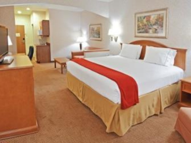 Red Lion Inn & Suites Mineral Wells