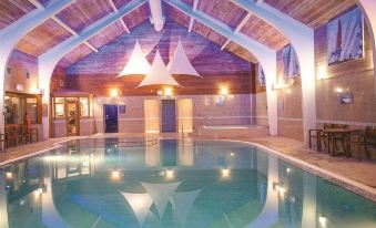North Lakes Hotel and Spa