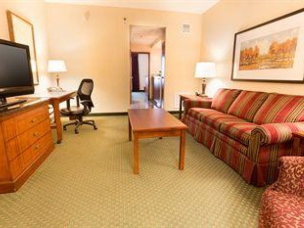 Drury Inn & Suites Charlotte Northlake