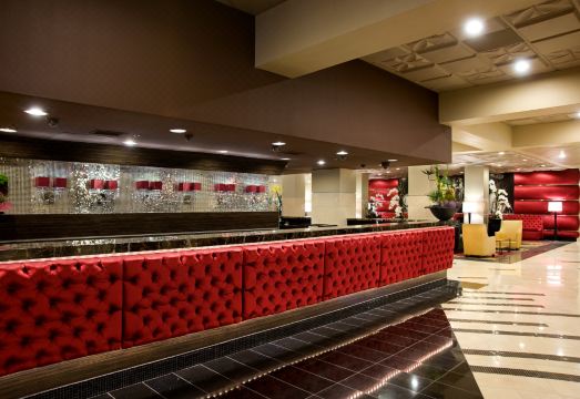 6. 플라자 호텔 &..