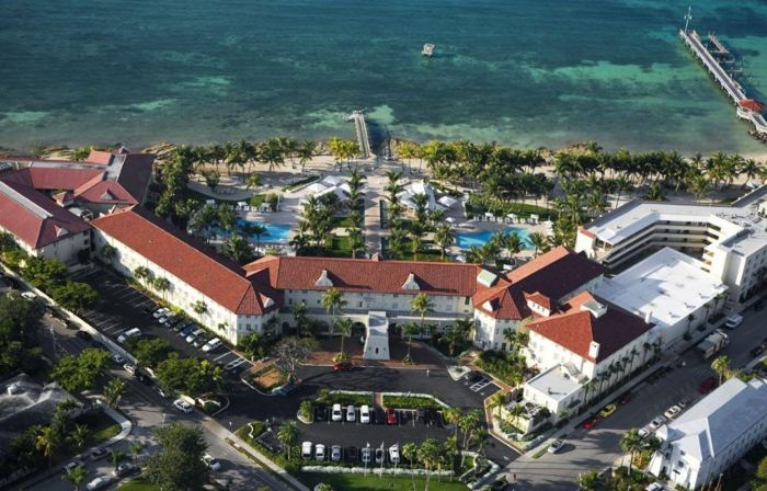 Casa Marina Key West, Curio Collection by Hilton