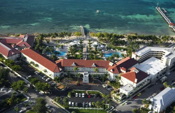 基韋斯特卡薩馬麗納希爾頓格芮精選酒店