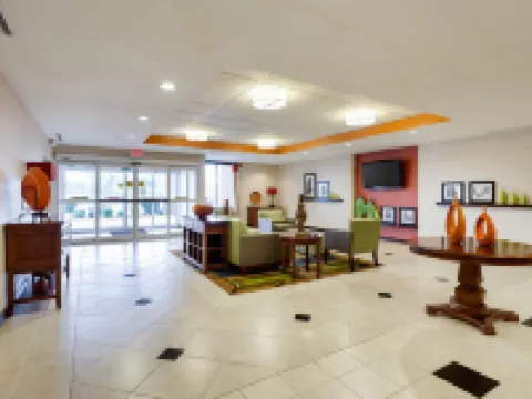 スプリングプレイス イン & スイーツ マリオンのホテル