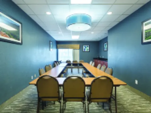 La Quinta Inn & Suites by Wyndham Bowling Green Hoteles en Bowling Green