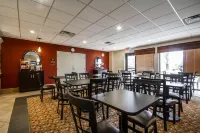 Sleep Inn & Suites Airport - sarapan
