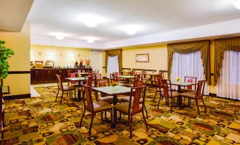 La Quinta Inn & Suites by Wyndham Lexington South / Hamburg