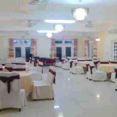 Ban Mai Hotel Dining/Meeting Rooms