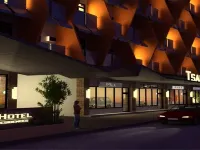 蔡酒店及公寓 鄰近Tops观景台的酒店