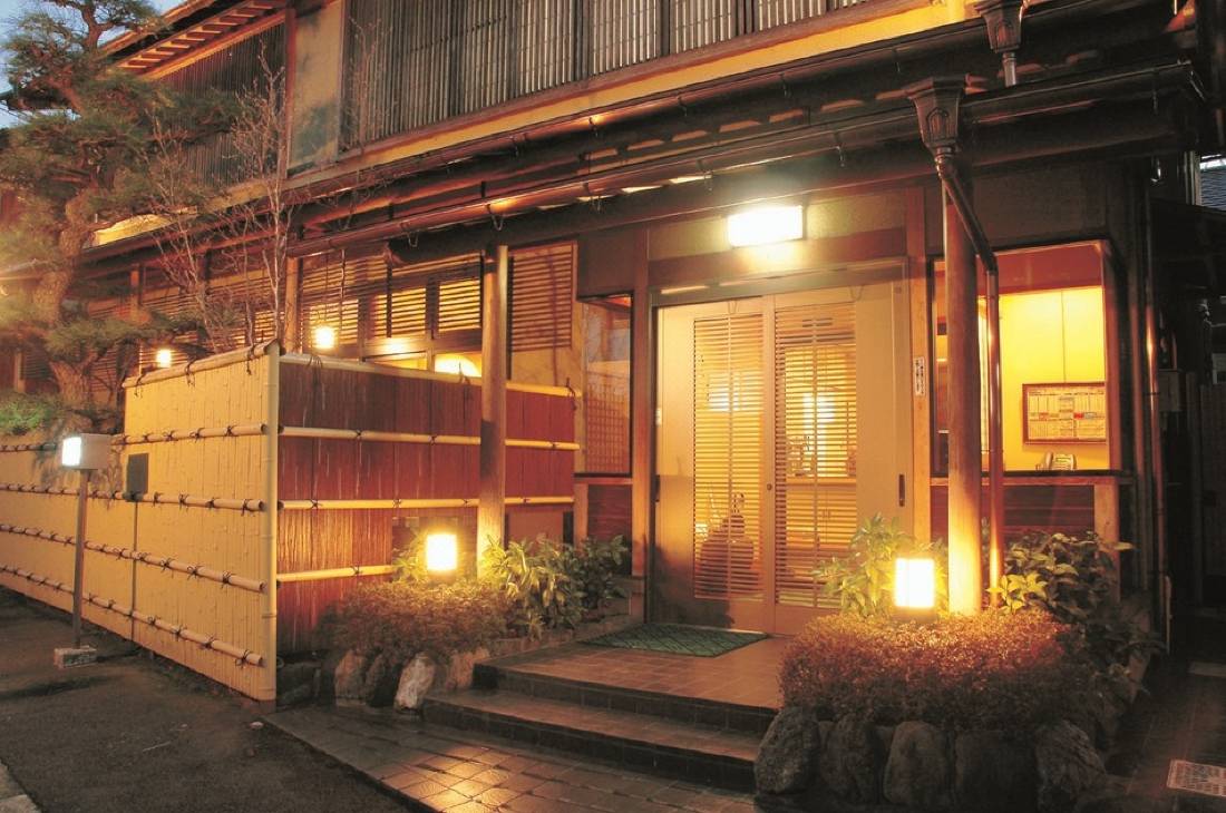 Oyo 旅館 栄屋 美濃加茂 美濃加茂 を宿泊予約 22年安い料金プラン 口コミ 部屋写真 Trip Com