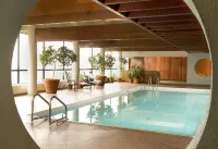 Sandman Signature Edmonton Downtown Hotel - Pools