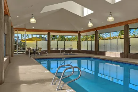 The Hospitality Inn Отели рядом с достопримечательностью «Парк штата Фоссли»