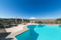 Villa Tolomei Hotel & Resort - Infinity Pools