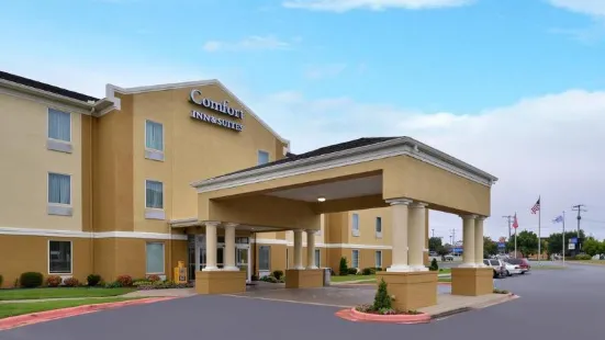 Comfort Inn & Suites Bryant - Benton