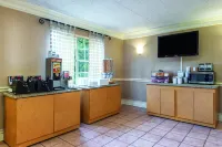 Quality Inn & Suites - breakfast