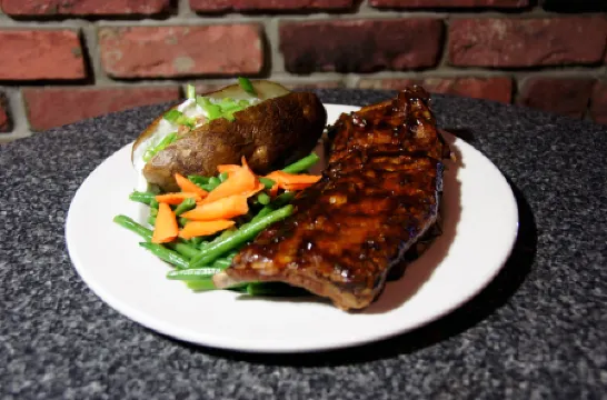 Atrium Hotel Vancouver Отели рядом с достопримечательностью «Гавань Ванкувер»