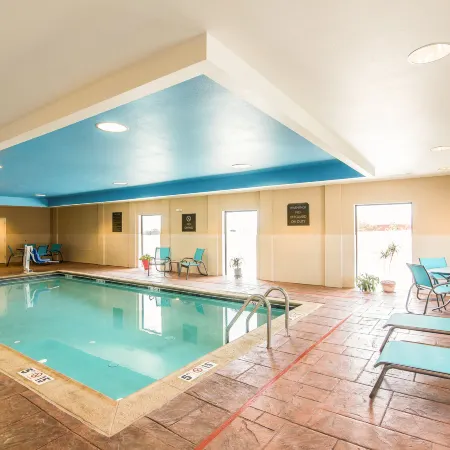 Comfort Suites - Dodge City