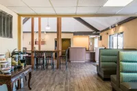 Quality Inn Alexis Rd Hotels in Luna Pier