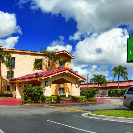 La Quinta Inn by Wyndham Miami Airport North