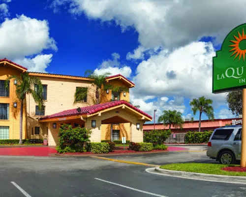 La Quinta Inn by Wyndham Miami Airport North Hotels in Miami-Dade County
