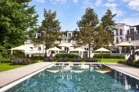 Strandhotel Zingst - Beach