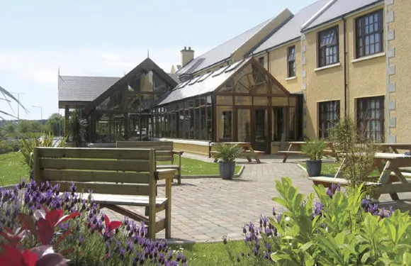 銀塔西及水療酒店