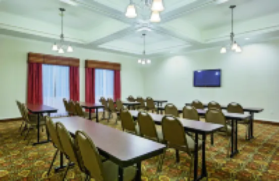 岡貝里爾城美洲最佳價值套房酒店 槍管城酒店