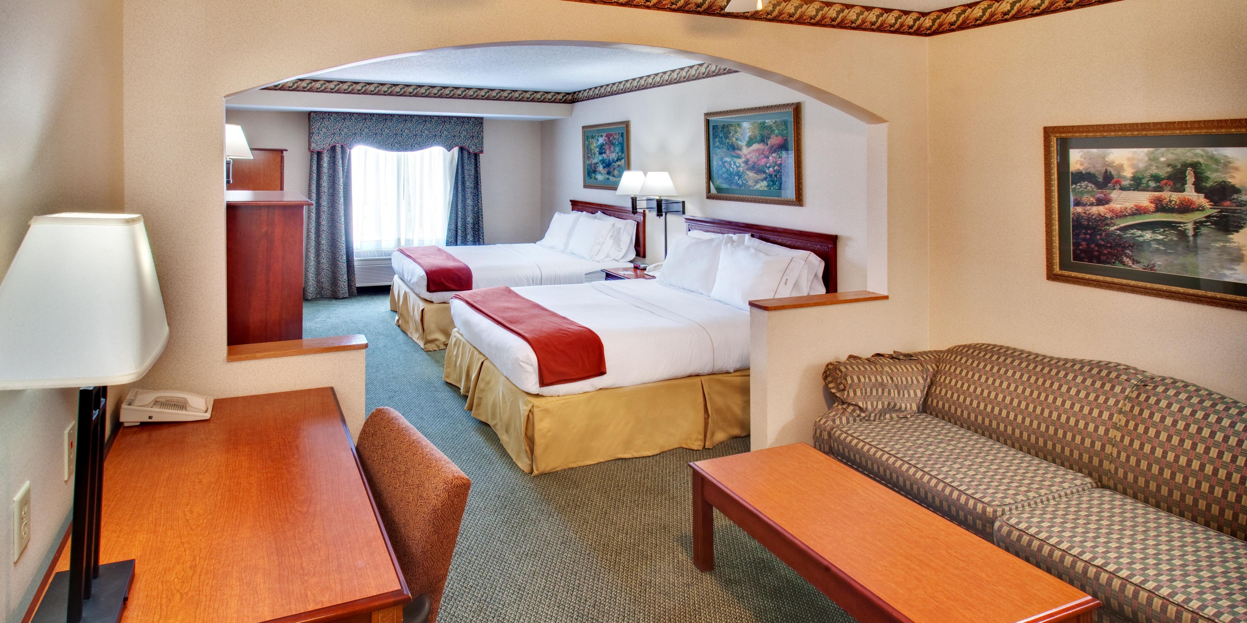 Holiday Inn Express & Suites Clinton, an Ihg Hotel