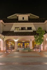 Best 10 Hotels Near TUMI Outlet Store - Camarillo Premium Outlets -  Temporarily Closed from USD 89/Night-Camarillo for 2023 | Trip.com