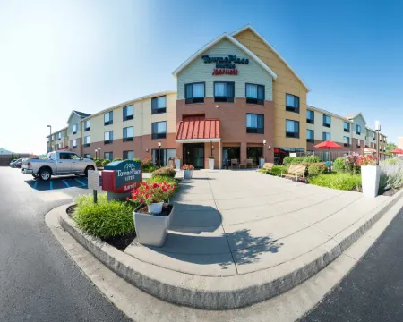 TownePlace Suites Huntington Hotels in Cabell County