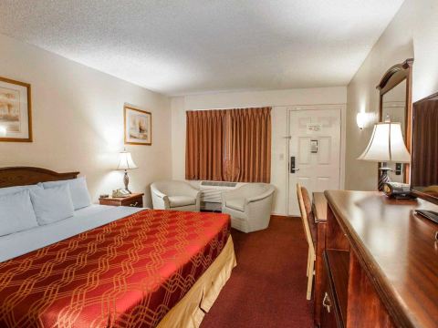 Inn at Lake Washington by OYO I-405