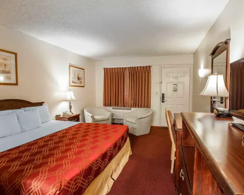 Inn at Lake Washington by OYO I-405 Hotels in Mercer Island
