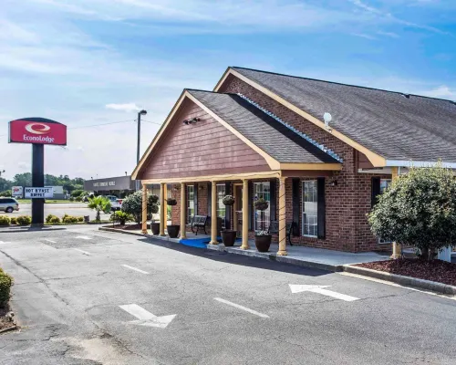 Econo Lodge Hotels in Santee