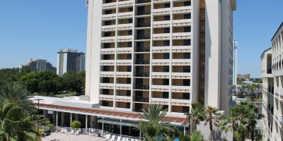 施設外観 ホリデイ イン オーランド ディズニー スプリングス エリアの写真