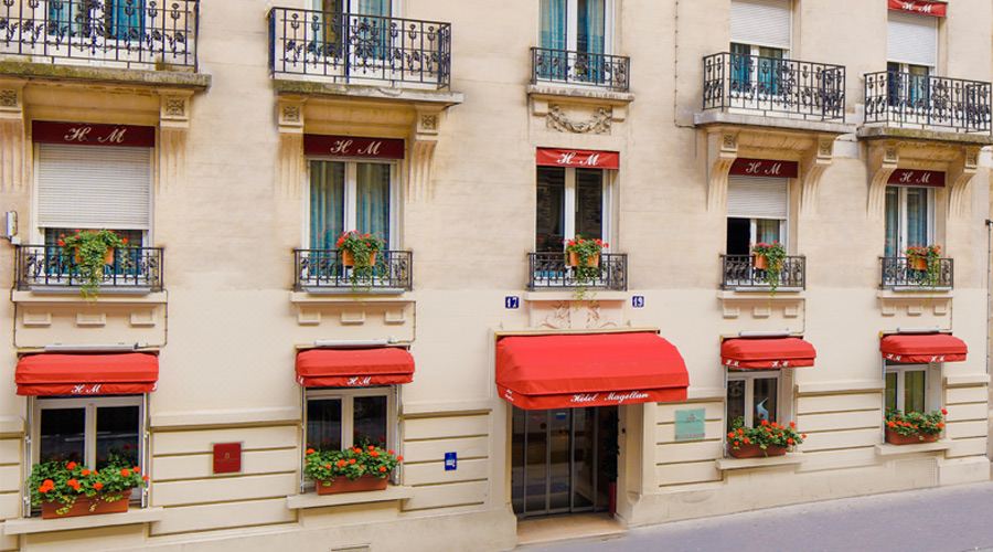 1. Hôtel Ma..