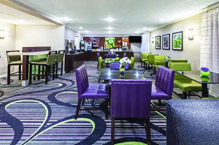 La Quinta Inn & Suites by Wyndham N Little Rock-McCain Mall
