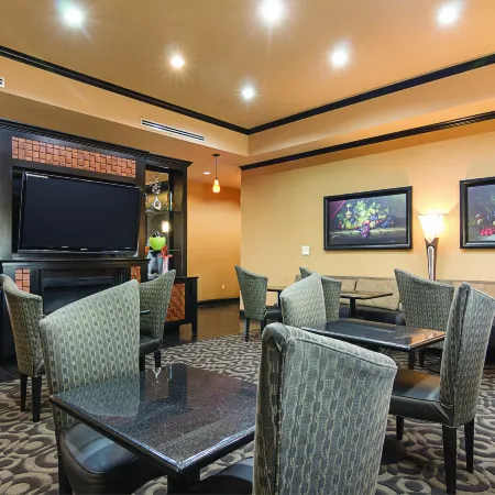 La Quinta Inn & Suites by Wyndham Mt. Pleasant
