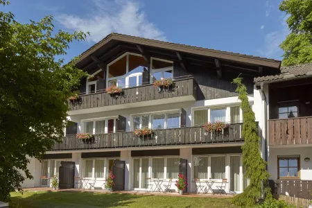 HYPERION Hotel Garmisch – Partenkirchen Отели в г. Гармиш-Партенкирхен